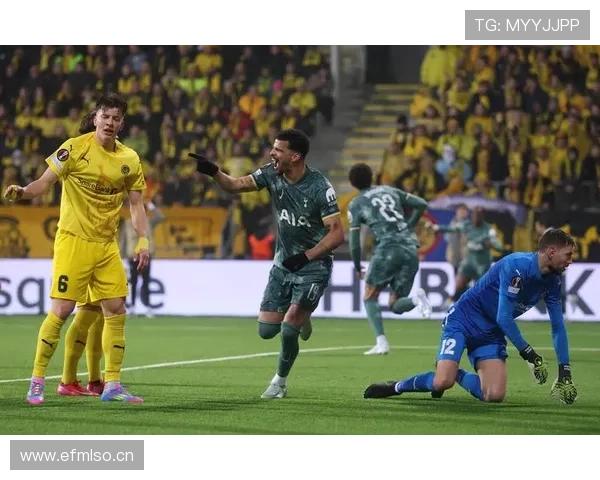 多特蒙德高位压迫强度加强,反击被打穿情况显现,对防守稳定性造成考验 多特蒙德高位压迫强度加强,反击被打穿情况显现,对防守稳定性造成考验