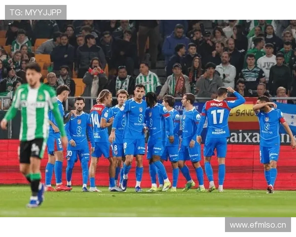 拉齐奥阵容老龄化问题显现,对球队赛季竞争力与稳定性带来考验 拉齐奥阵容老龄化问题显现,对球队赛季竞争力与稳定性带来考验